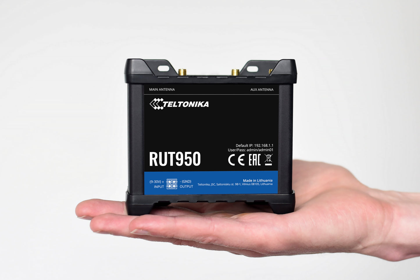 Teltonika RUT950 Compact 3G / 4G Professional Dual SIM Router